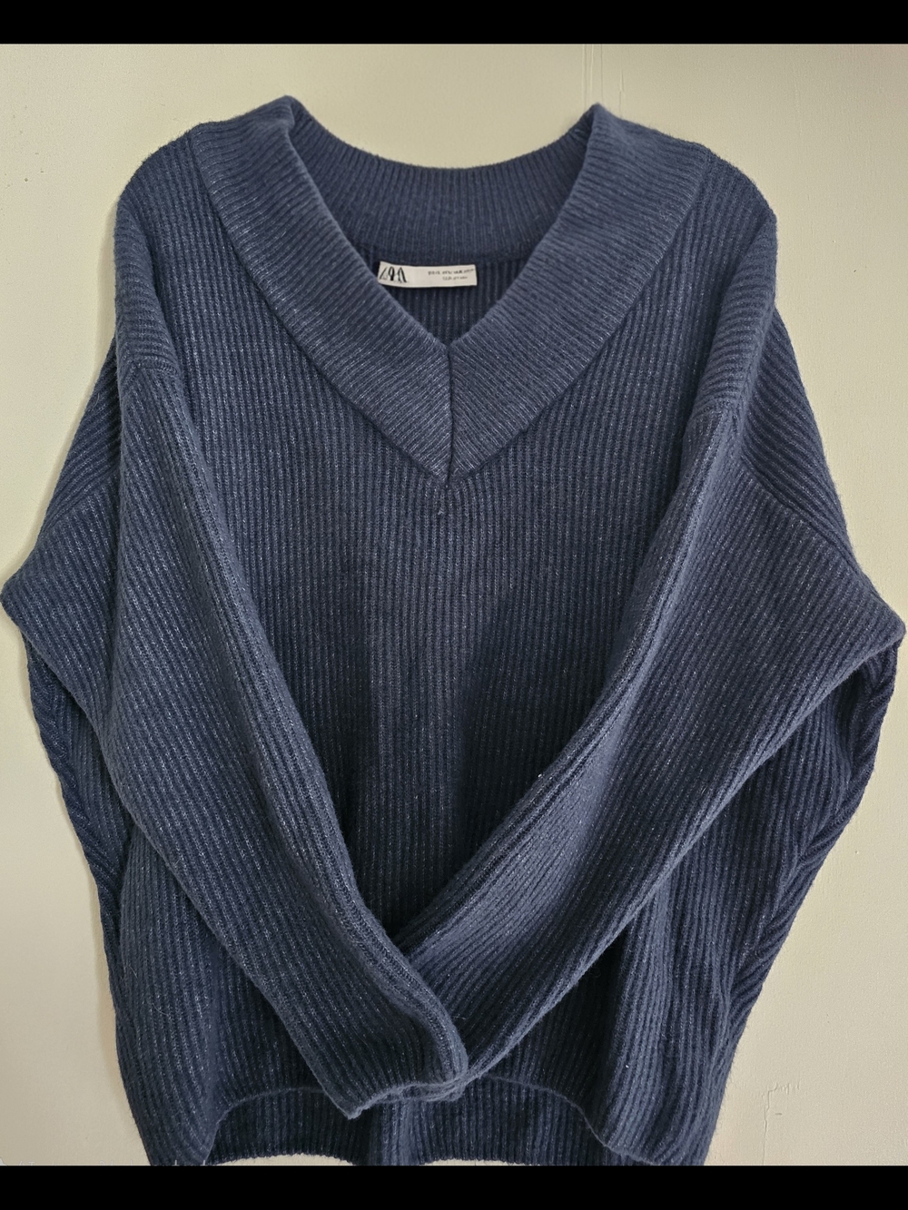 Zara Navy Ribbed V-Neck Sweater
